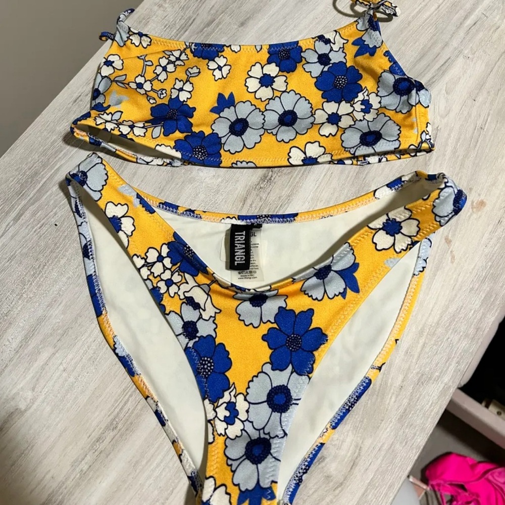 Triangl Bikini
